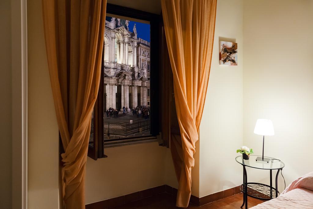 רומא Glam Sm Maggiore Guest House מראה חיצוני תמונה