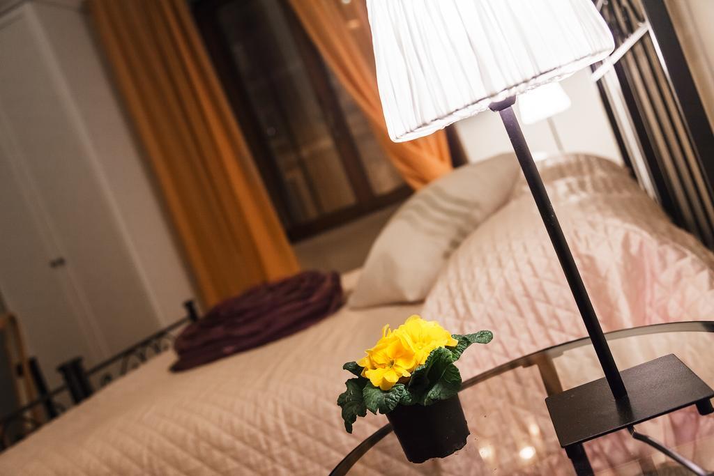 רומא Glam Sm Maggiore Guest House מראה חיצוני תמונה