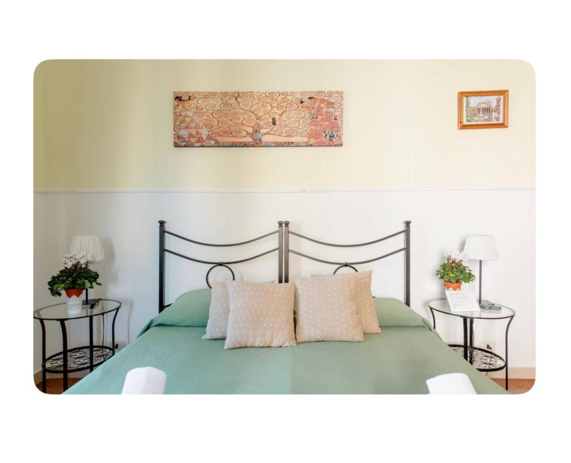 רומא Glam Sm Maggiore Guest House מראה חיצוני תמונה